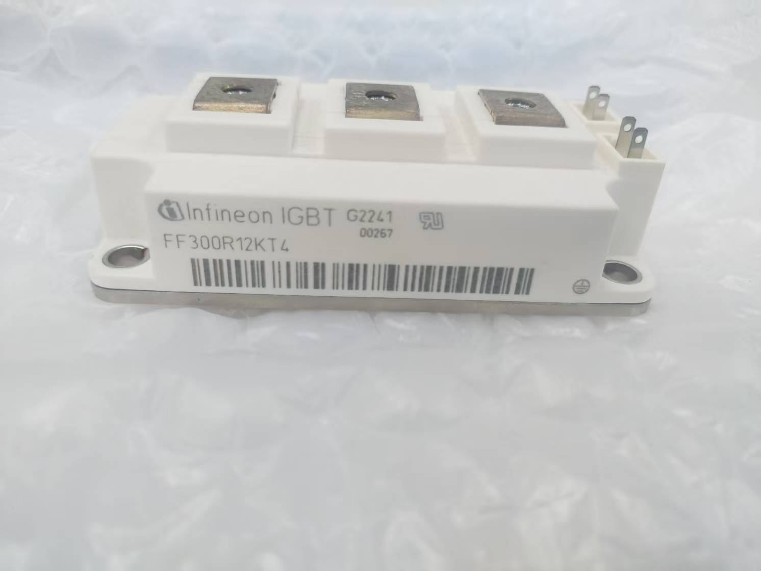 FF300R12KT4